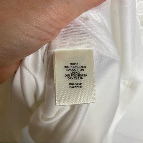 Eliza J White Lace‎ Sheath Dress 4 - Picture 6 of 9